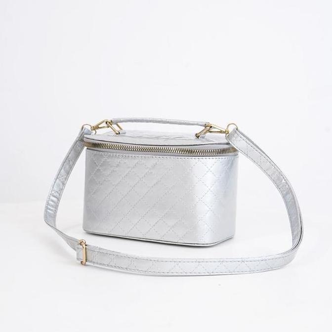 Deliwafa - Selempang Wanita Slingbag Premium Tas Nezia