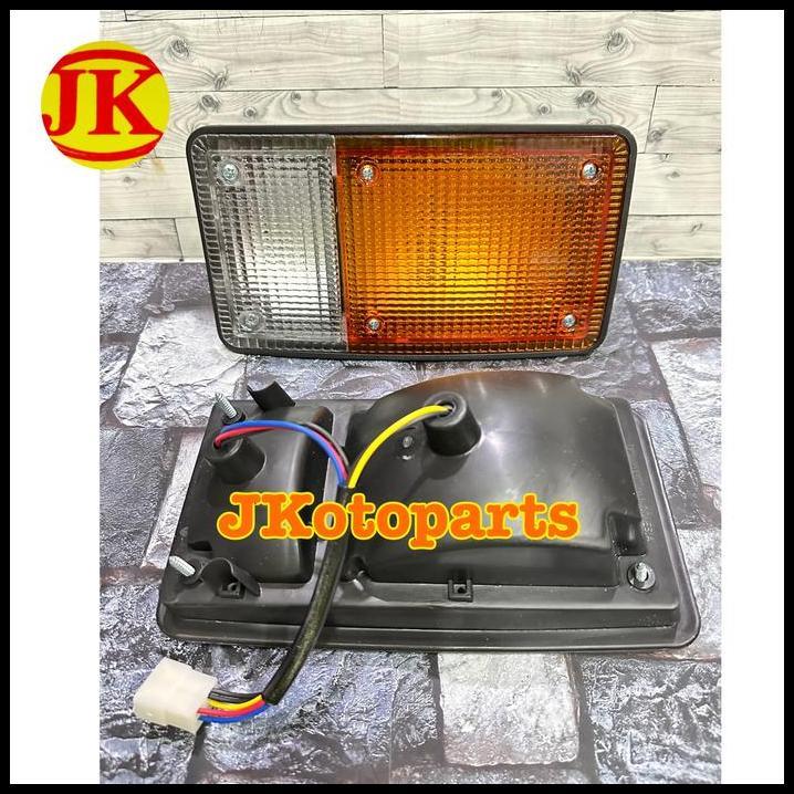 DISKON LAMPU SEN NISSAN CK12 CK87 BTX 