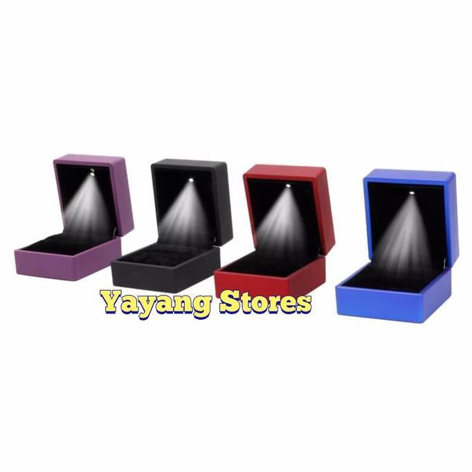 Kotak Cincin Led / Kotak Perhiasan Cincin Anting Lampu Led