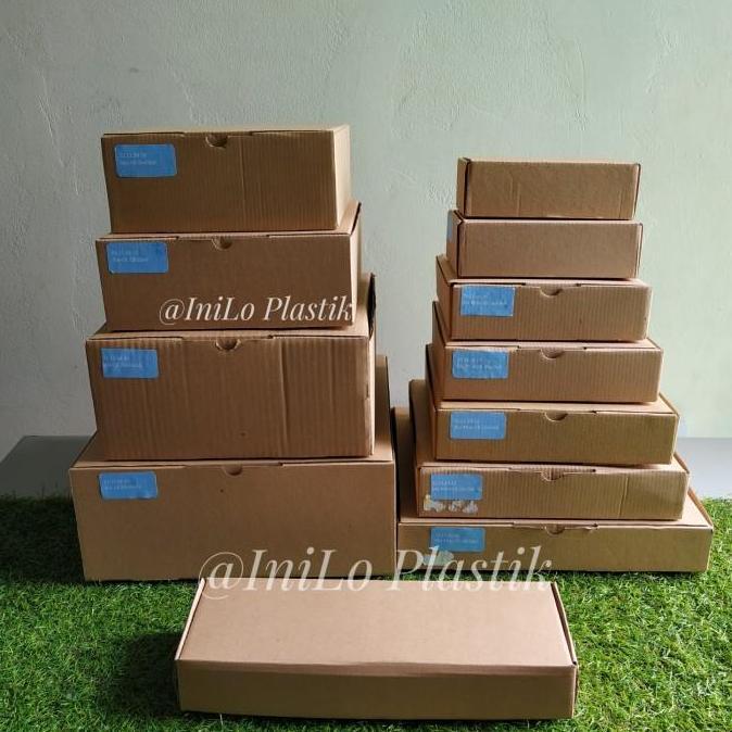 Dus Box 20x20X8/ Dus Kue Tart / Dus hampers 20x20x8