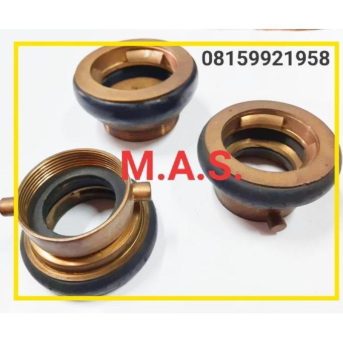 Adaptor MACHINO Perempuan Drat Dalam Luar 2,5 in Coupling Pemadam 21/2