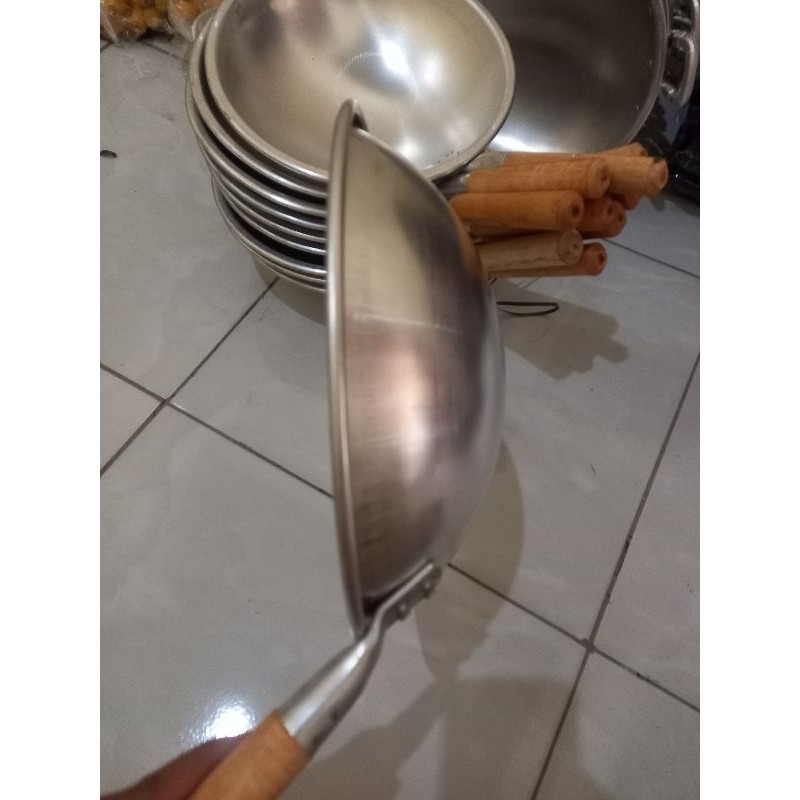 Wajan Seblak / Wajan Gagang Kayu /Wajan Nasi Goreng/ Wajan