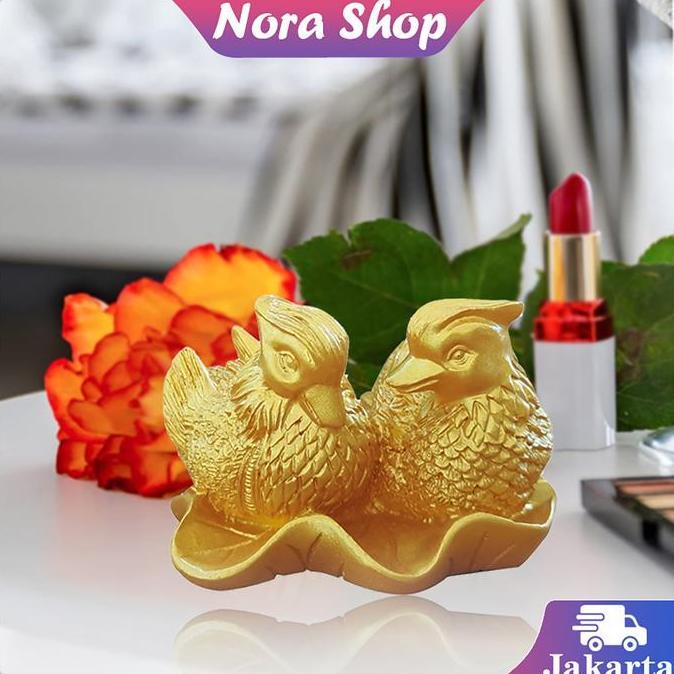 HASQUINE Bebek Mandarin Ornamen Patung Sepasang Bebek Mandarin Gold Simbol Cinta Sejati