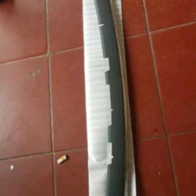 Grill Bemper Ayla Ayla 2017 Bagian Atas