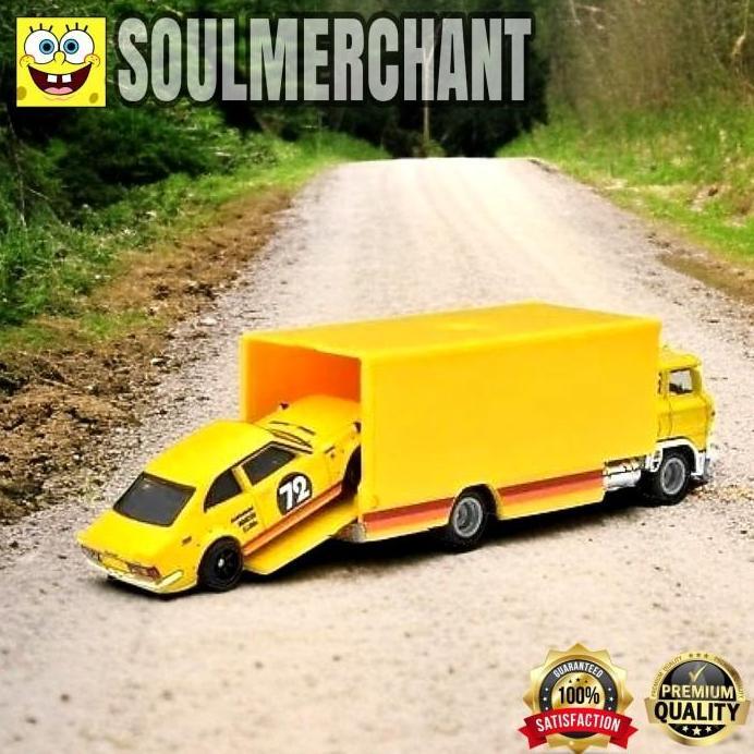 Hot Wheels Team Transport 1972 Toyota Corolla Levin Sakura Sprinter