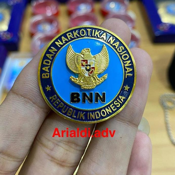 pin BNN kuningan sepuh emas magnet pin bnn kuningan magnet