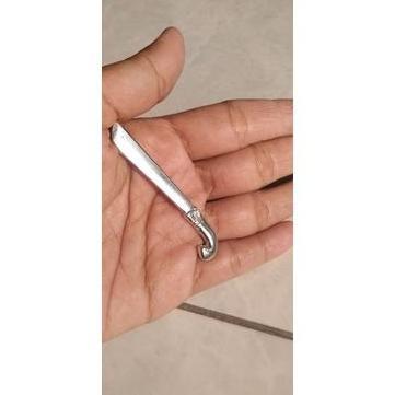 Bros pin bentuk golok gold Aksesoris kopiah peci hiasan tambahan baju