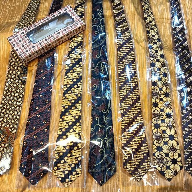 Dasi batik motif jogja dan solo gift cowok exsklusive murah