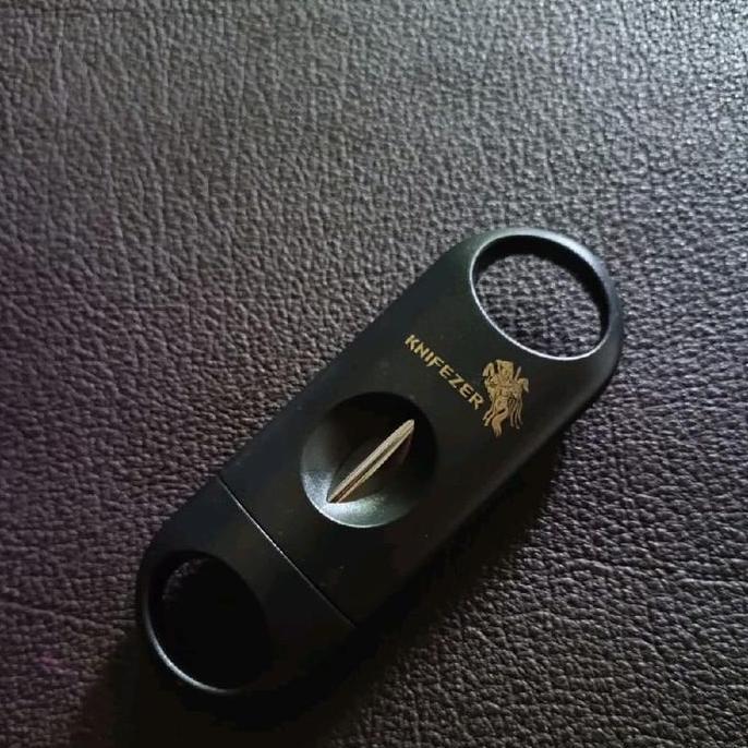 New Cutter V-Cut Untuk Cerutu