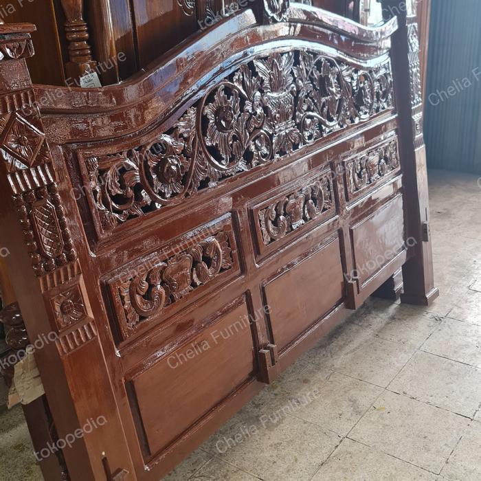 Dipan Divan Ranjang Kayu Jati Rahwana Kokoh 180x200