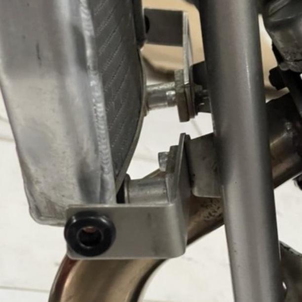 BRACKET SAYAP RADIATOR BPRO SUPPORT SIRIP NINJA R SS KOMBINASI