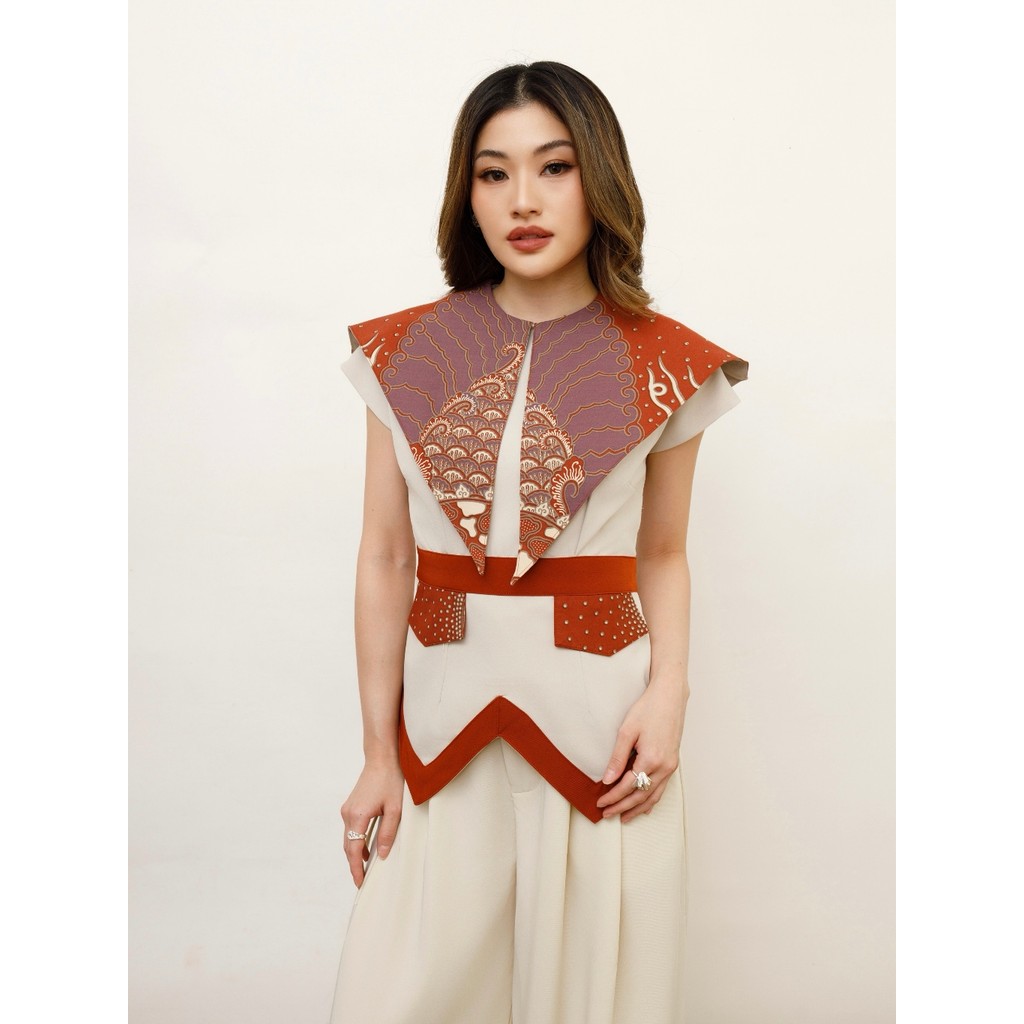 Melvee Batik - Valeria Top - Swarna Collection - Atasan Batik Modern Wanita Terbaru