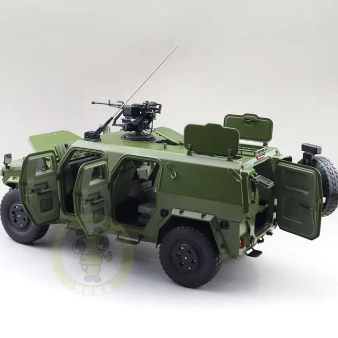 Diecast Military Tiger Vehicle Armored Alloy DF 1:18 Toy kids KS