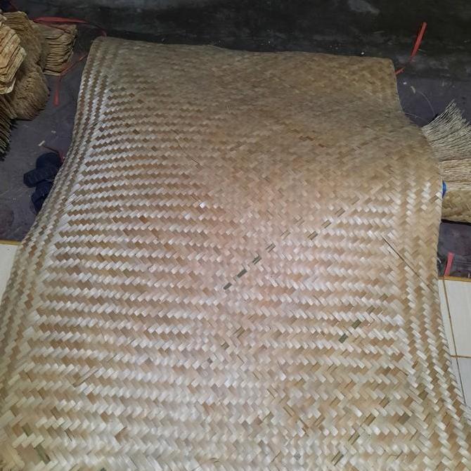 besek anyaman bambu tikar bambu dinding bambu ukuran 190x130 cm