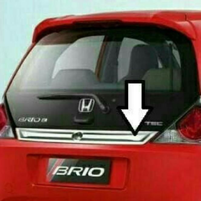 Trunklid List Bagasi Belakang Brio Lama Chrome