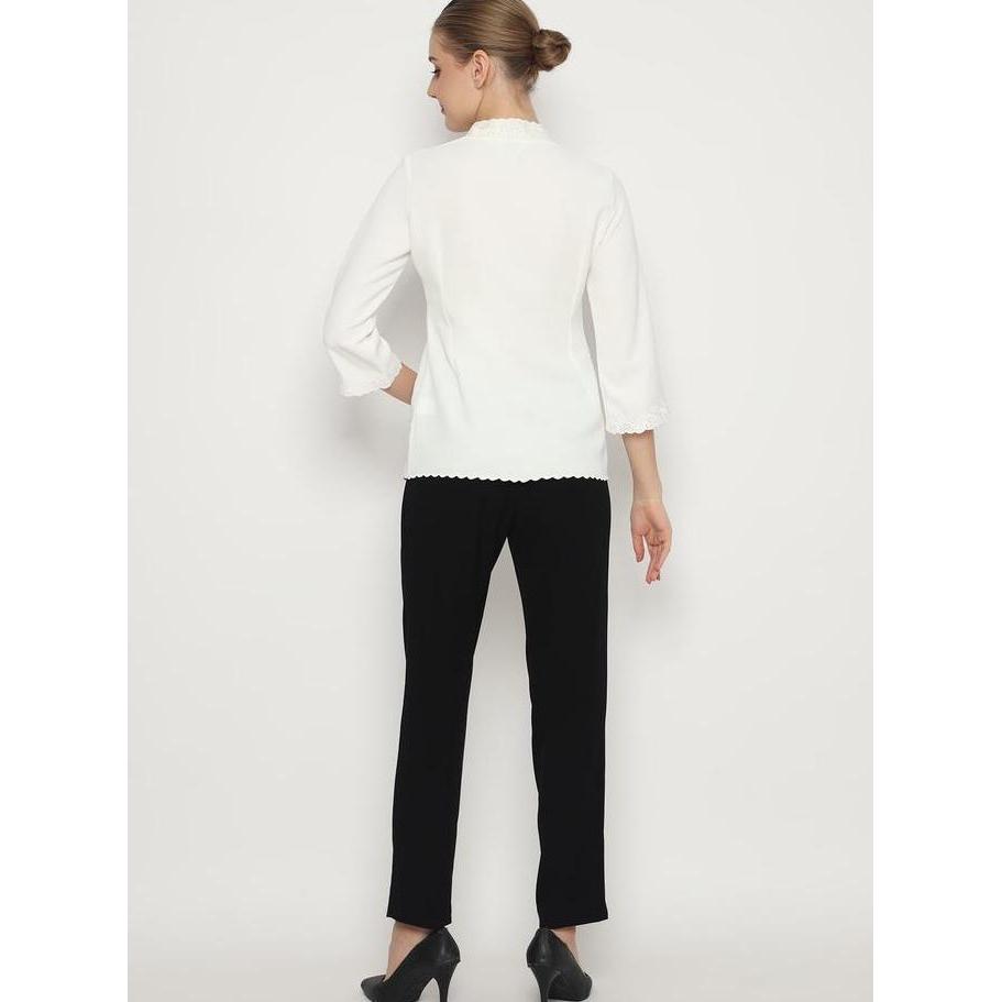 Lyne Halim Blouse Kebaya Bordir Senada, Broken White 02353 TF
