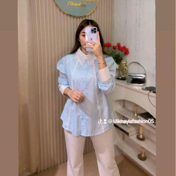 Kemeja Bloom Luna Kerah Renda Lengan Panjang untuk Wanita - Atasan