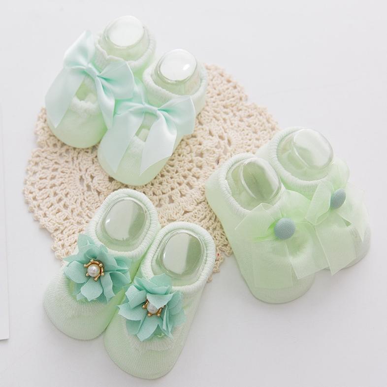 Terbaru A14 Kaos Kaki Bayi Perempuan Non Slip Anti Licin Kualitas Premium Motif 3 Jenis(0-9Bulan)