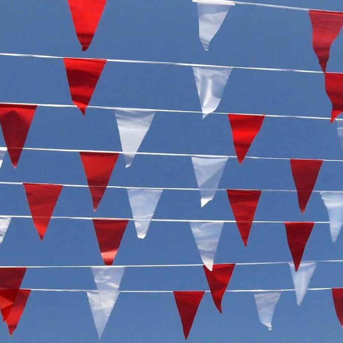 150pcs Bendera Merah Putih Segitiga Kain 80 Meter Bendera Segitiga Merah Putih Bendera Warna Warni