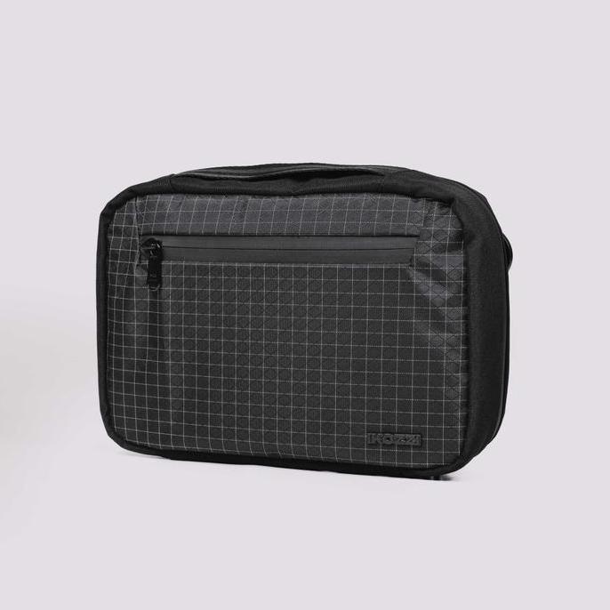 Ikozzi Chamber - Clutch Bag