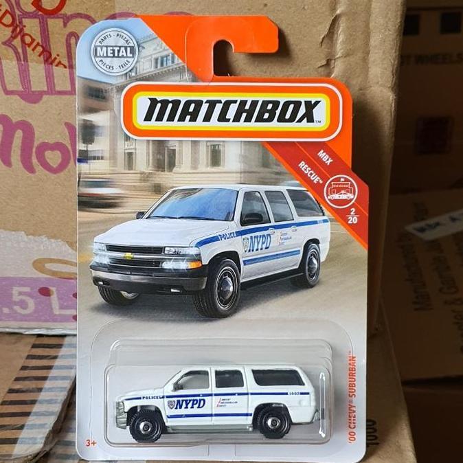 ORIGINAL Matchbox 00 CHEVY SUBURBAN NYPD WHITE