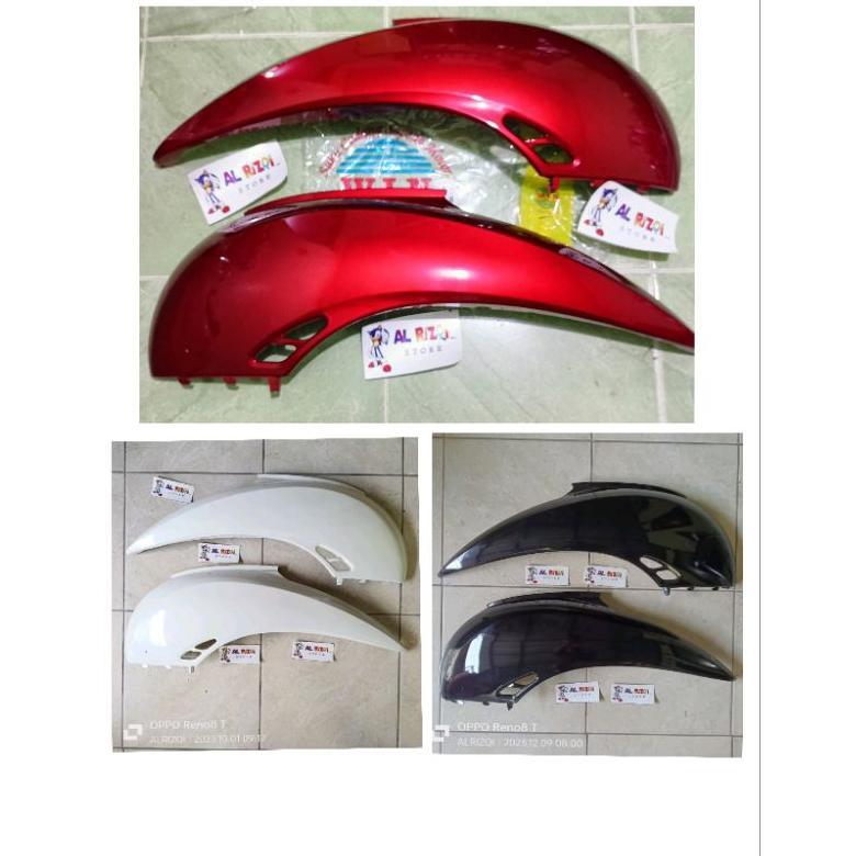 Saless Merek Win/Vr Cover Body Belakang Scoopy Old Karbu Putih Harga Sepasang