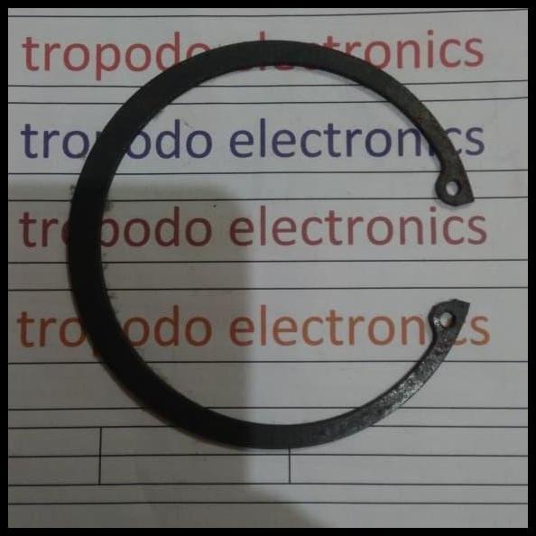 TERLARIS SNAP RING LUBANG H72