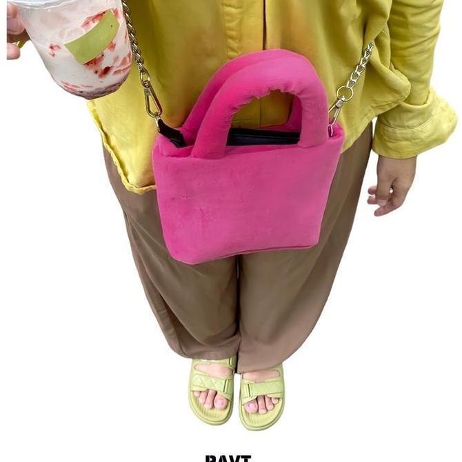 Handbag Minimalis Ravt - Tas Selempang Bulu Barney - Tas Fluffy Bulu