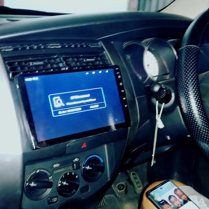Pemasangan Head Unit Android Buat Mobil Grand Livina