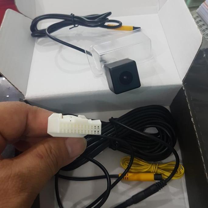 Kamera Mundur Innova G Reborn