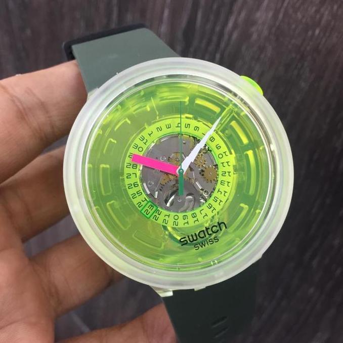 Ready  Swatch Jam Tangan Pria Karet SB05K400 SWATCH BLINDED BY NEON Original