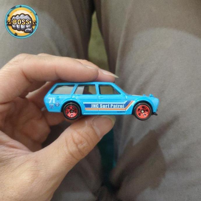 hot wheels 71 datsun 510 wagon surf patrol loose