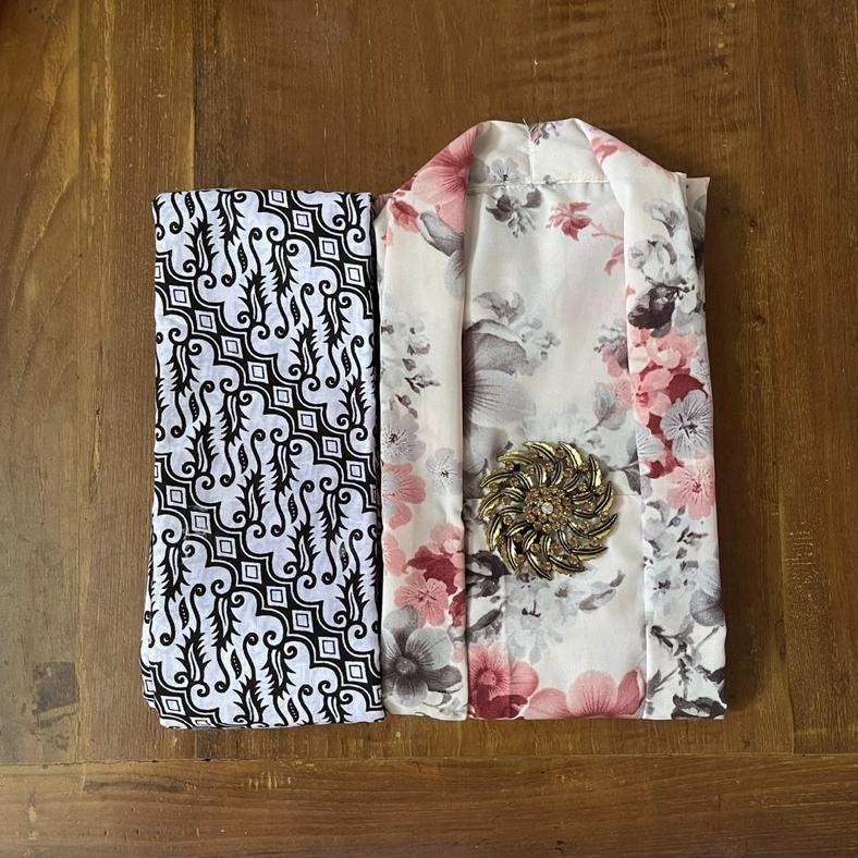 Limited Kebaya Kutubaru Batik Bunga Eb.66 & Wo.03 Monalisa