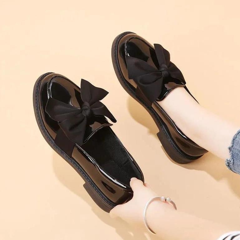 Ready Stock Sepatu Wanita Hitam Glossy Dockmart Oxford Pita Besar Pantofel Kerja Kantor Casual Pesta