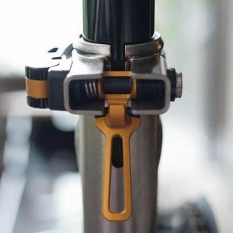 Ready Imperium Cycle Seatpost Clamp Set Gold, Cocok untuk sepeda Brompton
