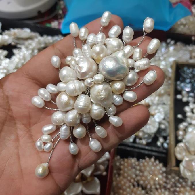 Bros mutiara enam barok, bros kebaya mutiara barok GS