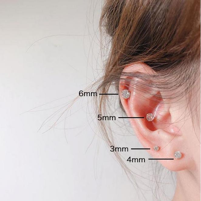 Youboy- Ich 1 Pcs Anting Tusuk Titanium Zircon Berlian Bentuk Tulang Untuk Pria Wanitaanting Stud Su