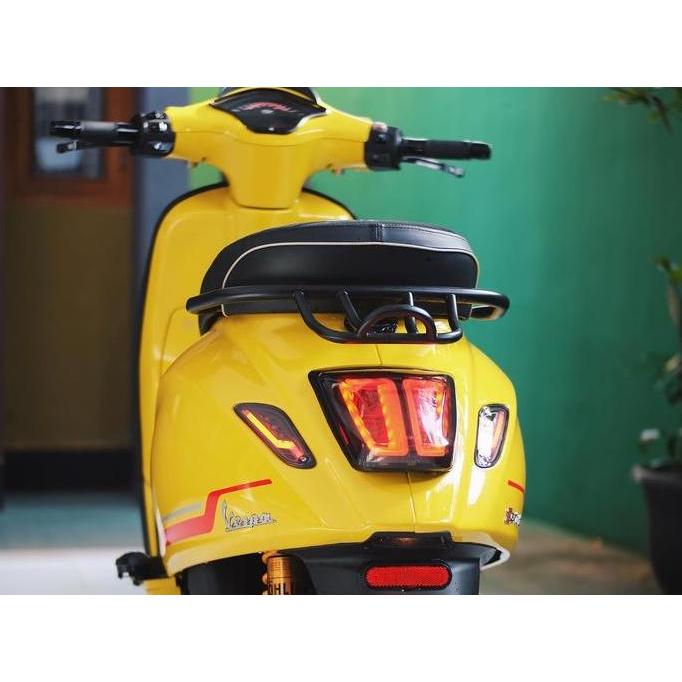 Sein Luy Smoke Vespa Sprint Vespa Primavera Sein Vespa matic
