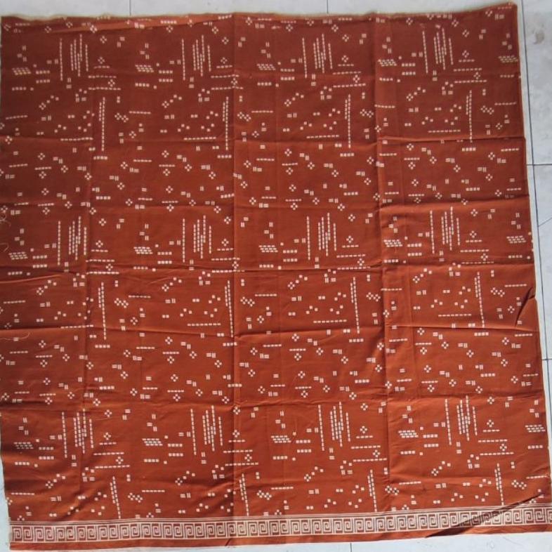 Gratong Kain Batik Printing Warna Biru Dan Teracota Motif Matematika