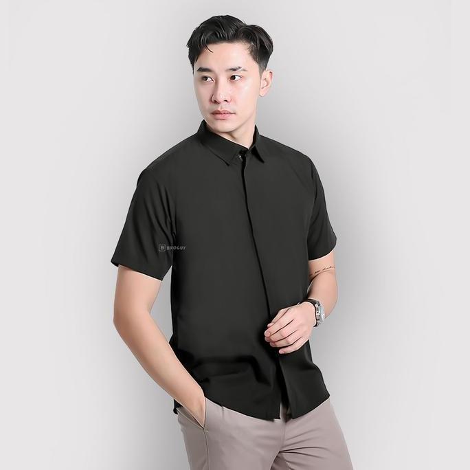 Superiore- Broguy Kemeja Zipper Pria Lengan Pendek Siimfit