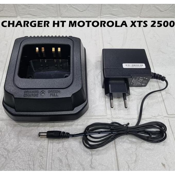 TERLARIS - CHARGER HT MOTOROLA XTS2500 CHARGER HT MOTOROLA XTS 2500 XTS2500 Walkie Talkie
