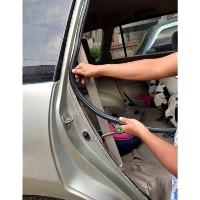 KARET BALON BODY PINTU KARET BAGASI MOBIL KIJANG KRISTA KAPSUL SGX LGX MURAH