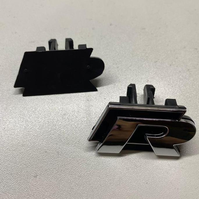 LOGO R  FRONT BUMPER GRILL VW TIGUAN ALLSPACE R LINE RESTOCK