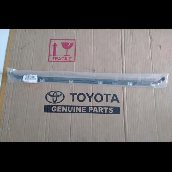 Pelipit Kaca Pintu Depan One Piece Luar Hardtop Bjfj40 68160-90802 Ori