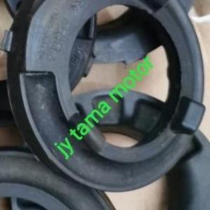 Promo karet tatakan per belakang yaris vios 2013 2014 2015 2016 atas Diskon