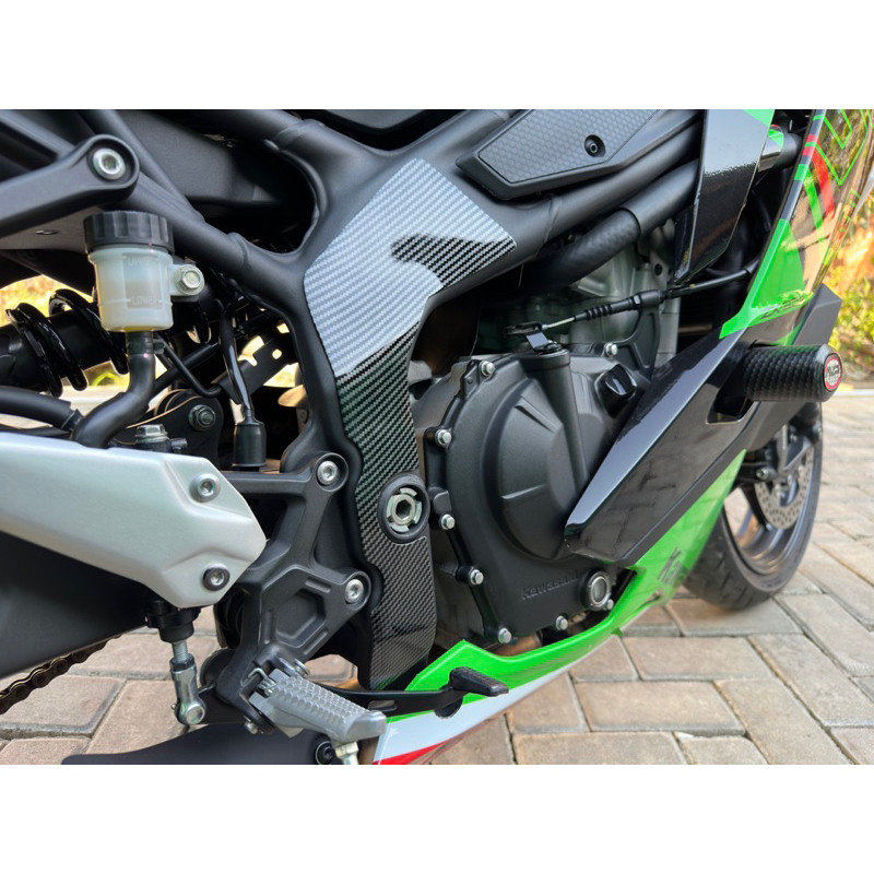 Cover Rangka Zx25R Kiri Kanan Carbon Glosy Cover Batangan Zx 25 R Cover Body Zx25R Carbon