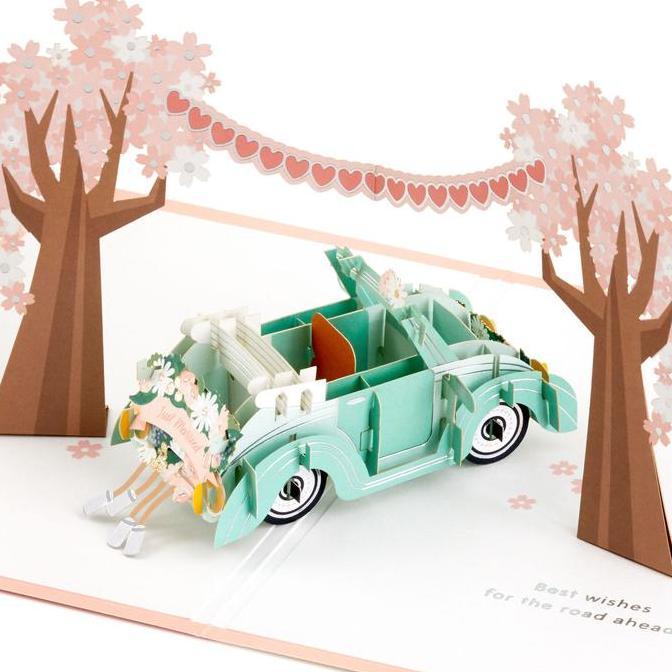 GREETING CARD- HALLMARK- WEDDING CARD- JUST MARRIED- CLASSIC CAR- 3D
