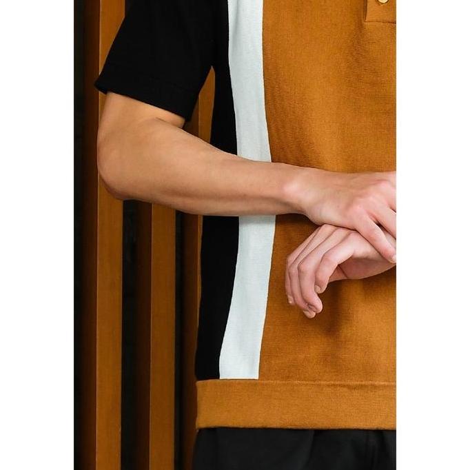 Emba Classic - Scor Kaos Polo Pria Lengan Pendek Regular Fit