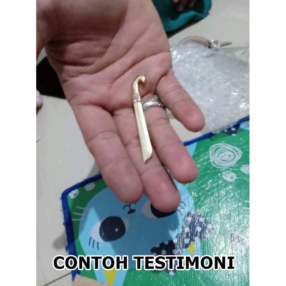 Bros pin bentuk golok gold Aksesoris kopiah peci hiasan tambahan baju