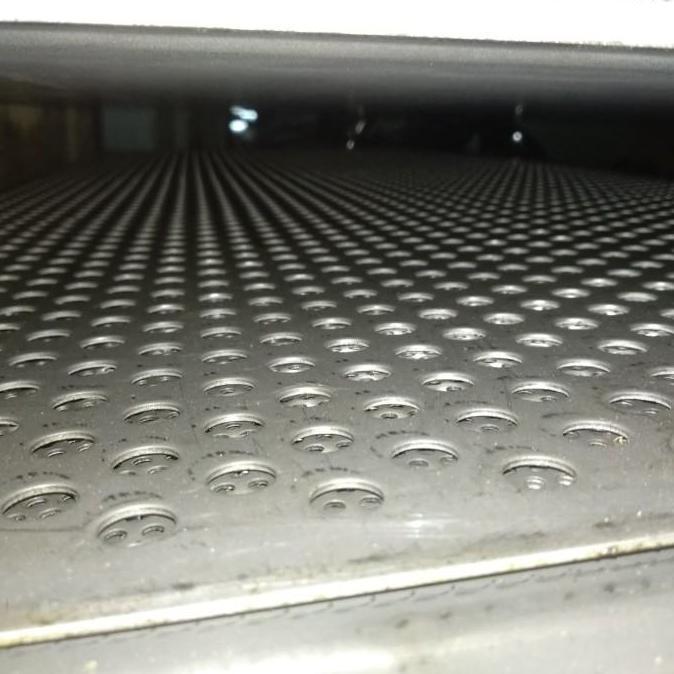 plat lubang/perforated 304 tebal 1mm lubang 3mm 120 x1220mm